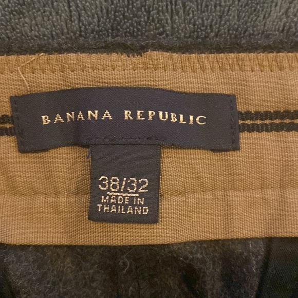 Banana republic gray pants. Size 38 - Picture 2 of 2